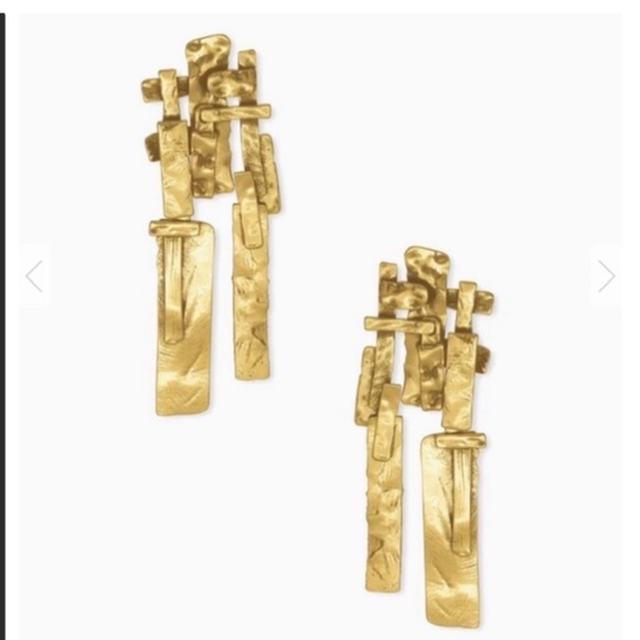Kendra Scott “Holland” statement earrings - 💫 Vintage Gold 💫 Sold out online! - Picture 4 of 7